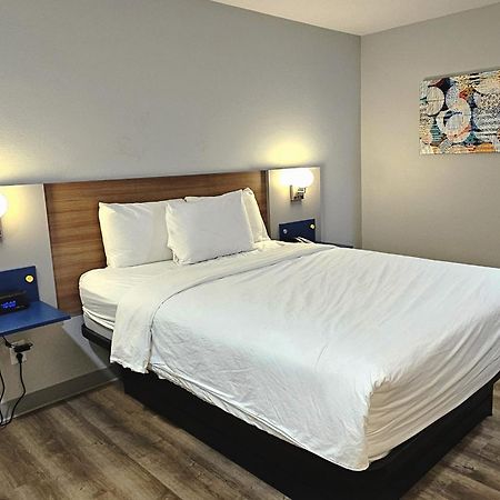 Microtel Inn & Suites By Wyndham Tulsa - Catoosa Route 66 Zewnętrze zdjęcie