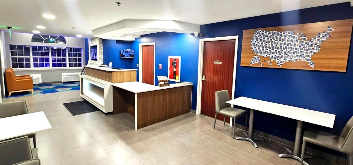 Microtel Inn & Suites By Wyndham Tulsa - Catoosa Route 66 Zewnętrze zdjęcie