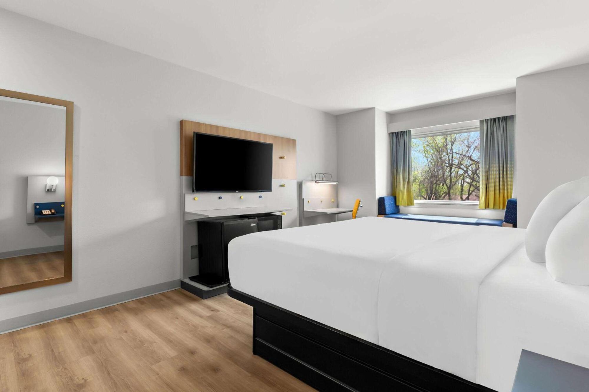 Microtel Inn & Suites By Wyndham Tulsa - Catoosa Route 66 Zewnętrze zdjęcie